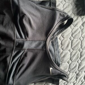 Nike tank top built in bra